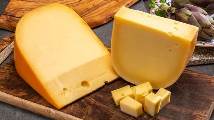 Cheddar Vs Gouda: Everything You Need To Know