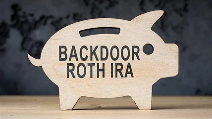 Một cửa sau Roth IRA hoạt động như thế nào?