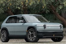 $45K micro-camp-ready Rivian R2 and cheaper R3 bite into e-SUV market