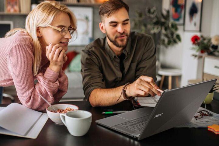 Google nhắm đến loại Chromebook tốt hơn với danh mục Plus mới