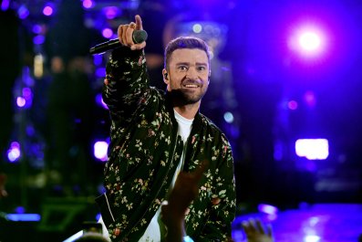 Justin Timberlake meme trở thành virus sau khi bắt