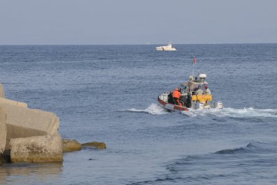 Thợ lặn lấy lại cơ thể cuối cùng từ Superyacht Wreck