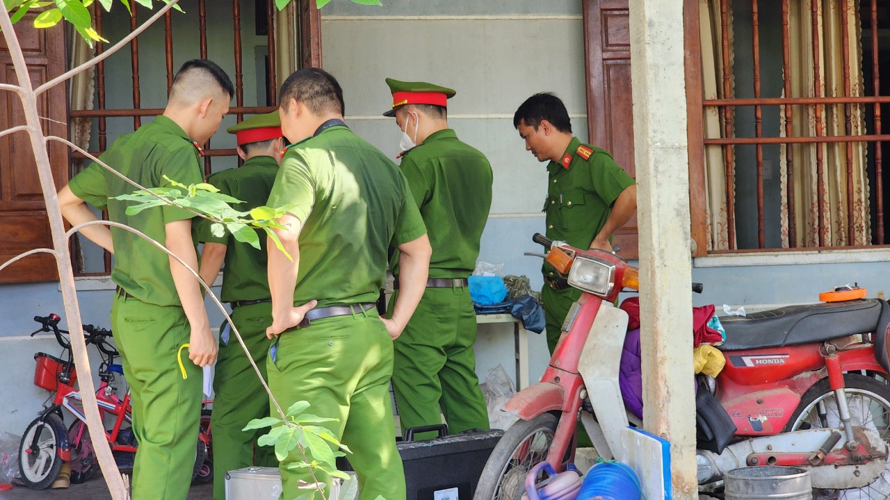 Hiện trường vụ thảm án ở Quảng Ngãi: Giết cả nhà họ hàng vì mâu thuẫn đất đai