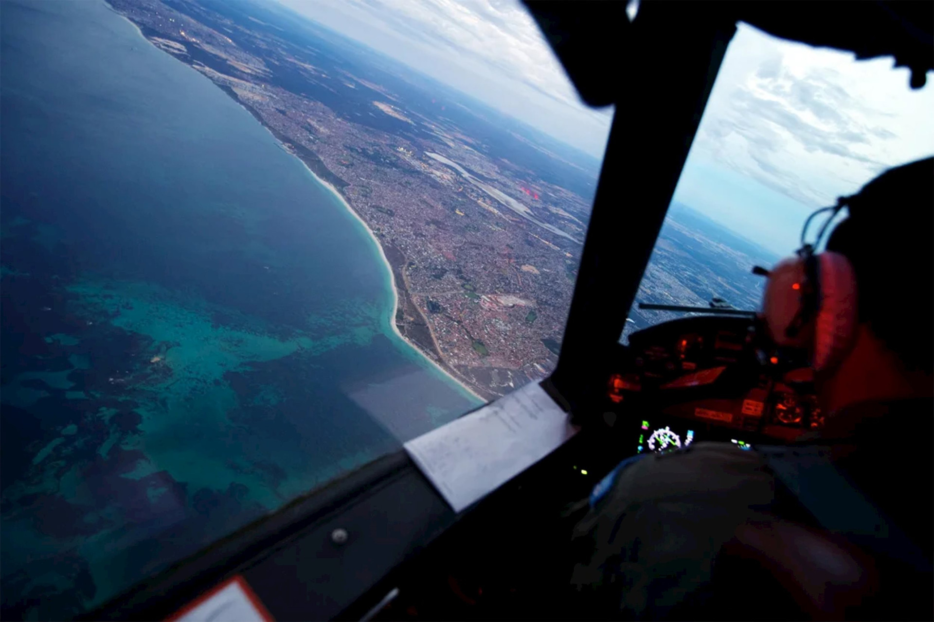 Máy bay mất tích MH370 có thể tiếp tục được tìm kiếm