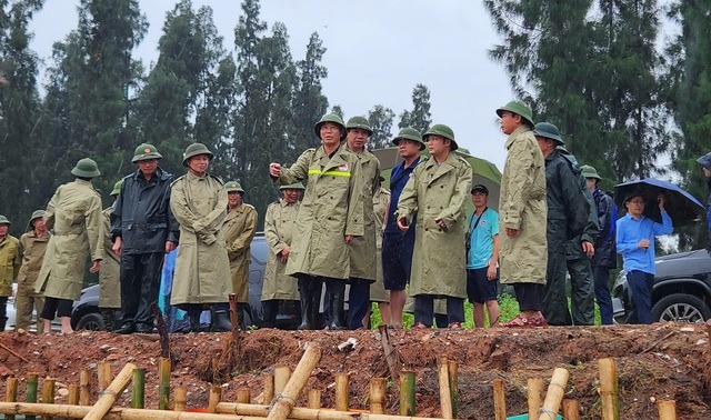 Video: Lãnh đạo Bộ NN-PTNT chỉ đạo ứng phó bão số 3 tại Thanh Hóa