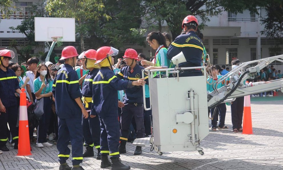 Kiên Giang: Phát động phong trào PCCC và CNCH trong thanh thiếu nhi