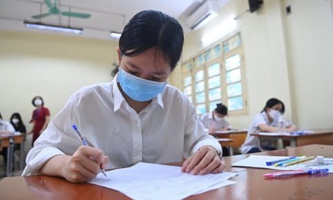 Tuyển sinh lớp 10: Thí sinh đạt 4.0 IELTS trở lên được cộng điểm, miễn thi lớp 10