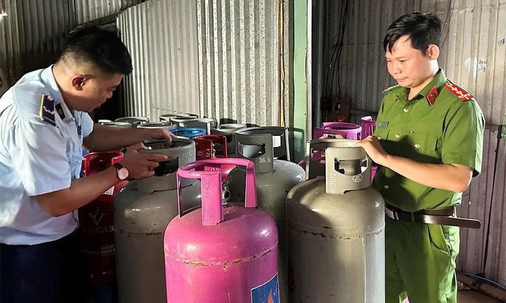 Đồng Nai: Phát hiện cơ sở sang chiết gas trái phép