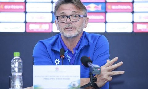 HLV Troussier: "ĐT Việt Nam có thể thắng ĐT Nhật Bản"