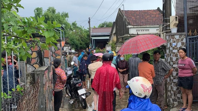 Nam thanh niên tâm thần truy sát, 3 người trong gia đình thương vong