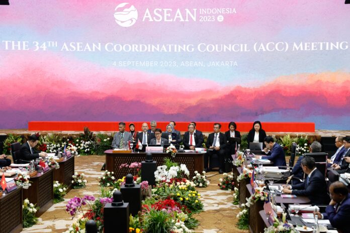 ASEAN đối diện những vấn đề gai góc khi họp mà không có Biden