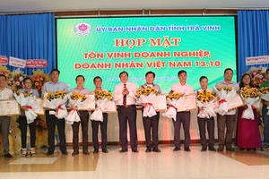 Trà Vinh hỗ trợ doanh nghiệp vượt khó, phát triển bền vững