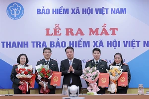 Ra mắt thanh tra Bảo hiểm xã hội Việt Nam