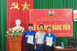 Chú trọng phát triển Đảng trong học sinh, sinh viên