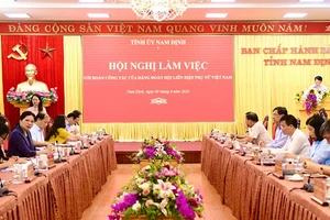 Quan tâm, thực hiện tốt hơn nữa công tác cán bộ nữ