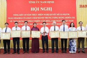 Quan tâm xây dựng văn hóa, con người Nam Định phát triển toàn diện