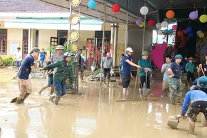 Nghệ An chỉ đạo khắc phục hậu quả mưa lũ, kiên quyết không để người dân nào bị đói