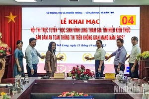 Học sinh Vĩnh Long thi tìm hiểu kiến thức bảo đảm an toàn thông tin trên không gian mạng