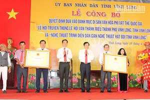 Vĩnh Long đón nhận 2 di sản văn hoá phi vật thể quốc gia