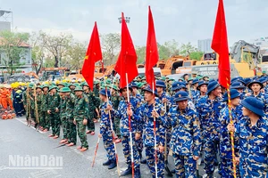 Hải Phòng: Tăng cường hơn 400 cán bộ chiến sĩ lực lượng vũ trang khắc phục hậu quả mưa bão