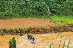 Cao Bằng: Vẫn còn 33 người mất tích trong các khu vực sạt lở đất