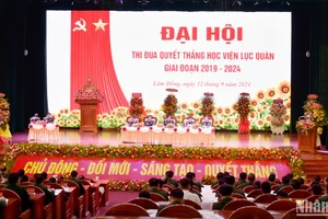 Học viện Lục quân đẩy mạnh phong trào thi đua quyết thắng lên tầm cao mới