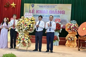 Gần 208 nghìn học sinh, sinh viên tỉnh Điện Biên vui mừng đón chào năm học mới