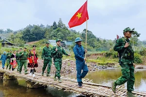 Vun đắp “thế trận lòng dân” nơi biên cương