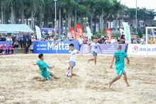 National beach football tournament opens in Quy Nhon