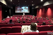 Vietnamese movie "Inside the Golden Cocoon" screened in France