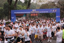 Nearly 1,500 join run in response to Earth Hour campaign