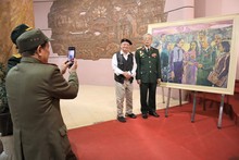 Exhibition on General Vo Nguyen Giap and Dien Bien Phu Victory opens in Nghe An