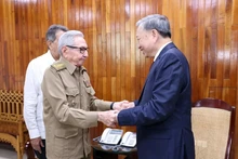 [In Photos] Party General Secretary and President To Lam meets leader of Cuban revolution General Raul Castro Ruz