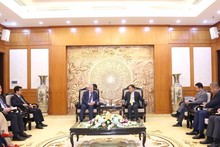 Party official receives Chilean Minister of Foreign Affairs