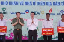 President attends event to sum up construction of houses for the poor in Soc Trang