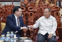 NA Chairman visits former Lao leaders