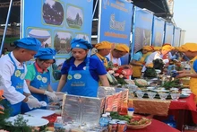 Gastronomy festival features unique delicacies from Khanh Hoa bird’s nests