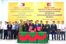 Vietnamese, Lao localities tighten cooperation