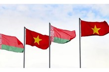 Vietnamese leaders extend Independence Day greetings to Belarus