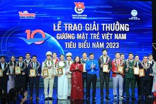 Ceremony honours outstanding young faces of Vietnam