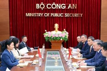 Vietnamese, Chinese ministers discuss security cooperation