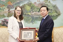 Vietnam, Canada promote cooperation in climate change response, renewable energy