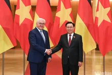 Top legislator meets with visiting German President