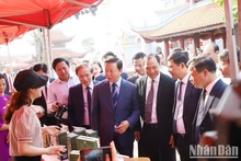 Deputy PM Tran Hong Ha attends Temple of Literature Festival in Ha Tinh Province