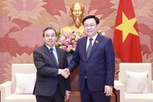 NA Chairman receives outgoing Lao ambassador