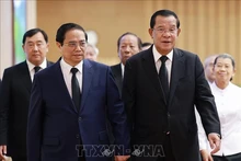 Prime Minister Chinh meets President of Cambodian Senate Hun Sen