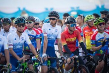 Vietnamese cyclist secured gold at first Cambodia-Laos-Vietnam friendship bicycle race