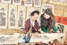 Vietnamese traditional folk painting genre — Dong Ho needs preservation and promotion