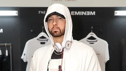 Ý nghĩa thật sự của việc Eminem tạm thời là gì? Đây là điều chúng ta nghĩ