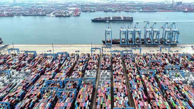 China's exports beat forecasts, rise 7.1% in January-February